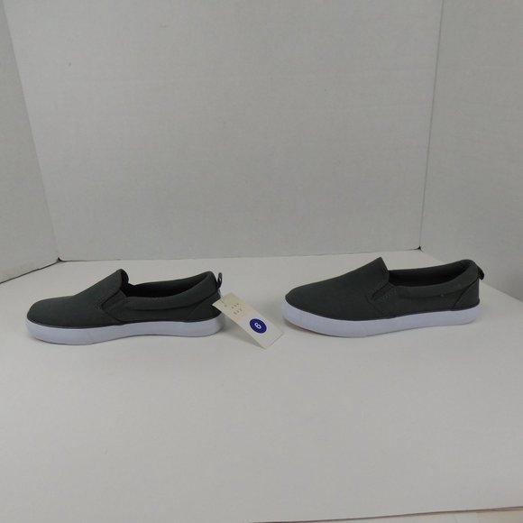 Women's Sneakers A New Day Slip On Shoes Gray Sz. 6 - Picture 4 of 10